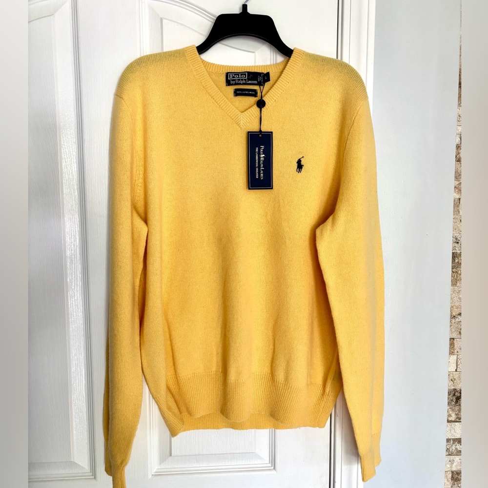 NWT Ralph Lauren Men's V-Neck Sweater in Yellow
